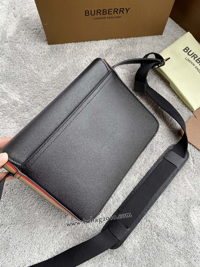 Burberry專門店新款粒紋皮革男包 巴寶莉2021年最新男士斜背包 yxb1033